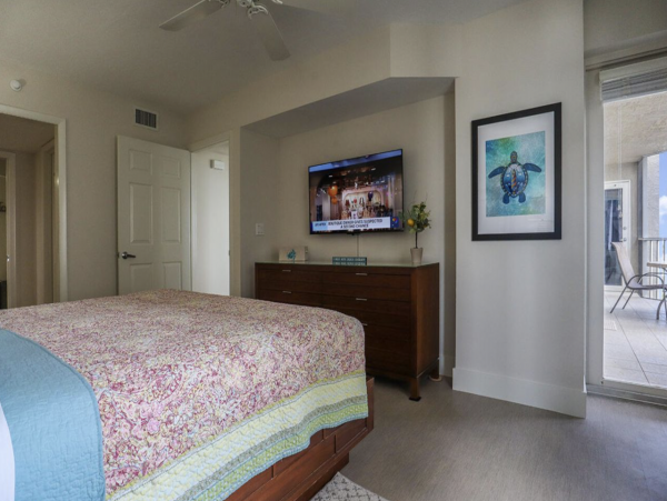 Fort Myers Beach Condo Vacation With Pool & Tennis Court