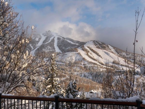 Steamboat Springs Luxury Vacation Home 19 Guests