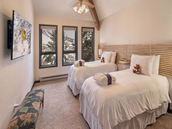 Steamboat Springs Luxury Vacation Home 19 Guests