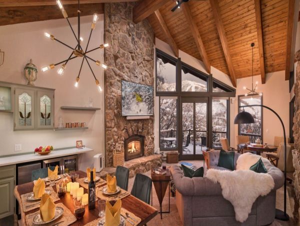Steamboat Springs Luxury Vacation Home 19 Guests