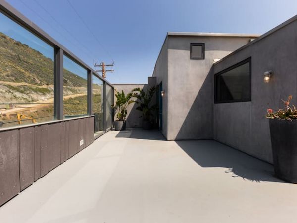 Malibu Luxury Vacation Beach Home Sleeps 8 Ocean Views
