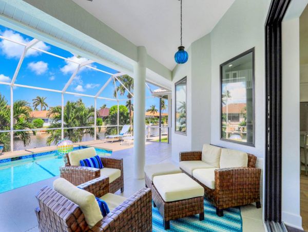 Marco Island Vacation Home With Private Pool Sleeps 9 Guests