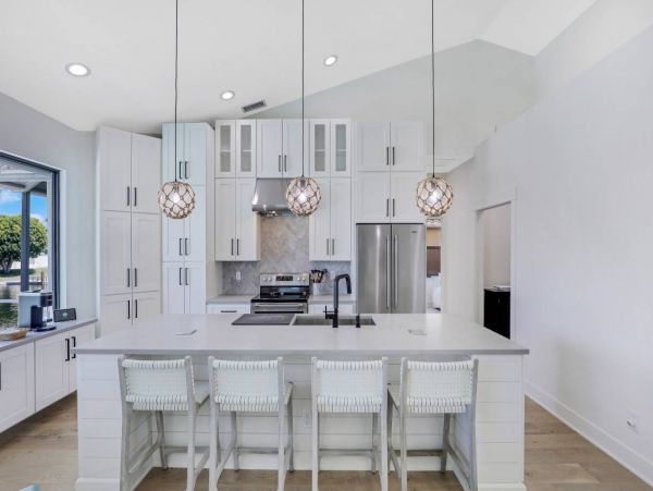 Marco Island Vacation Home With Private Pool Sleeps 9 Guests