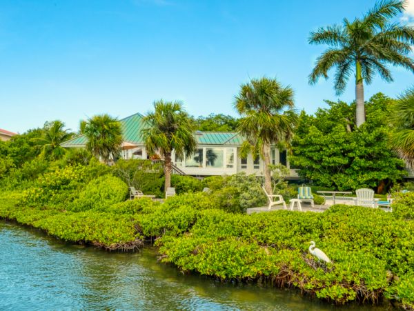 Short Walk to Beach Captiva Vacation Home With Private Pool