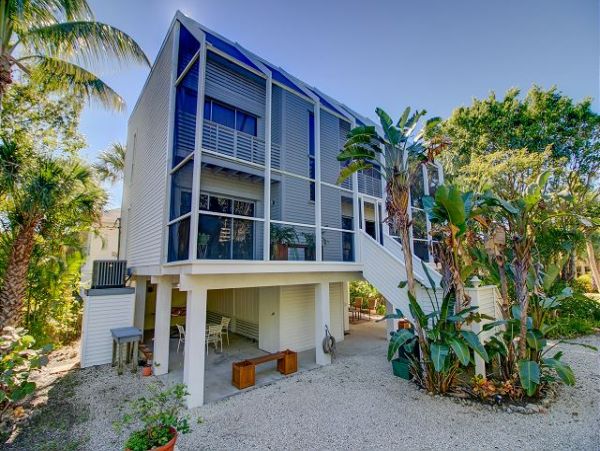 Sanibel Luxury Vacation Home 2 Bedrooms Sleeps 4 Guests
