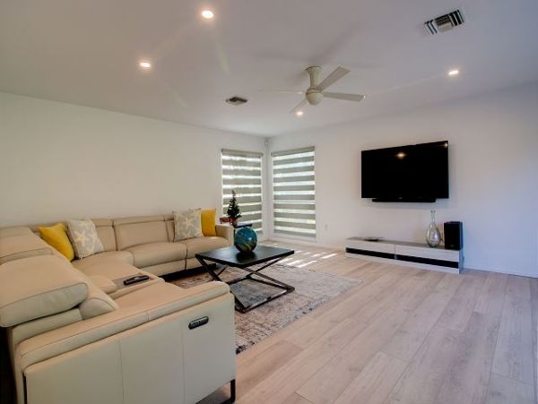 Sanibel Luxury Vacation Home 2 Bedrooms Sleeps 4 Guests
