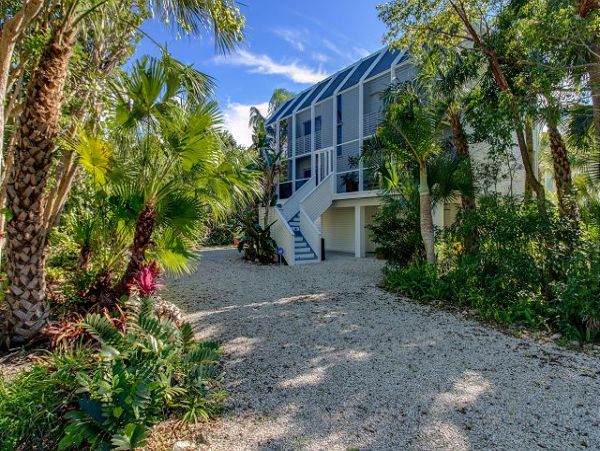 Sanibel Luxury Vacation Home 2 Bedrooms Sleeps 4 Guests