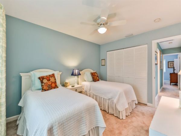 Beautiful Three bedroom Sanibel Vacation Duplex Sleeps 6