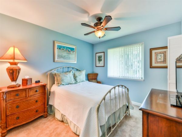 Beautiful Three bedroom Sanibel Vacation Duplex Sleeps 6