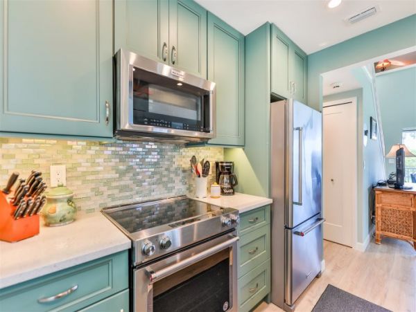 Beautiful Three bedroom Sanibel Vacation Duplex Sleeps 6