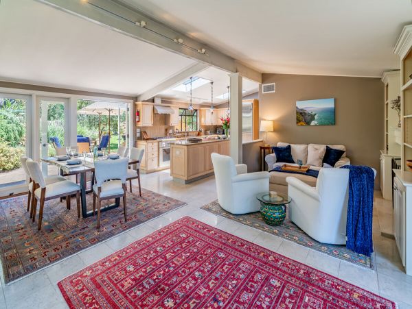 Three Bedroom Luxury Villa With Pool & Spa in Montecito