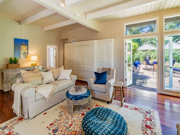 Three Bedroom Luxury Villa With Pool & Spa in Montecito
