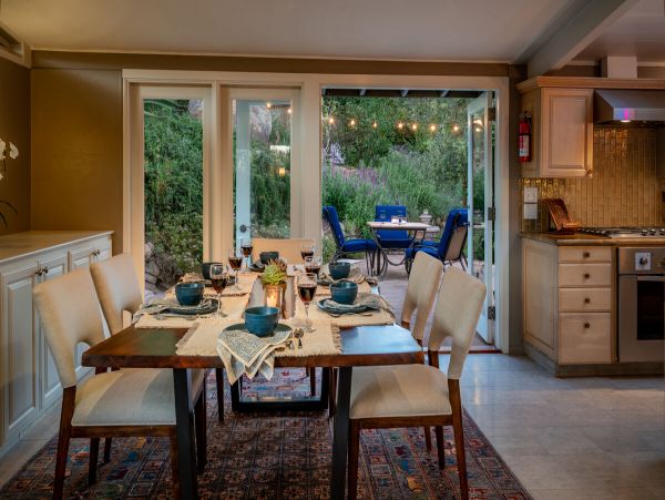 Three Bedroom Luxury Villa With Pool & Spa in Montecito