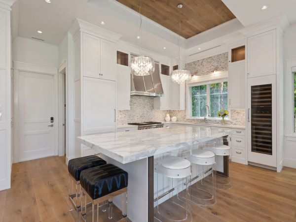 Naples Luxury Vacation Home With Private Pool Sleeps Eight