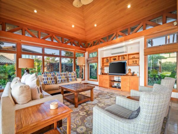 Big Island Luxury Vacation Rental - Hawaii Beachfront Villa