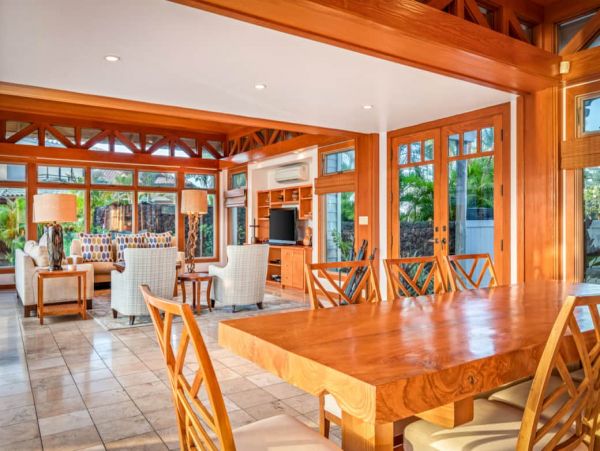 Big Island Luxury Vacation Rental - Hawaii Beachfront Villa