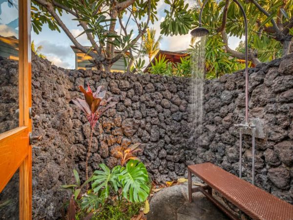 Big Island Luxury Vacation Rental - Hawaii Beachfront Villa