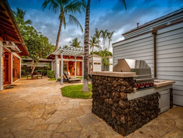 Big Island Luxury Vacation Rental - Hawaii Beachfront Villa