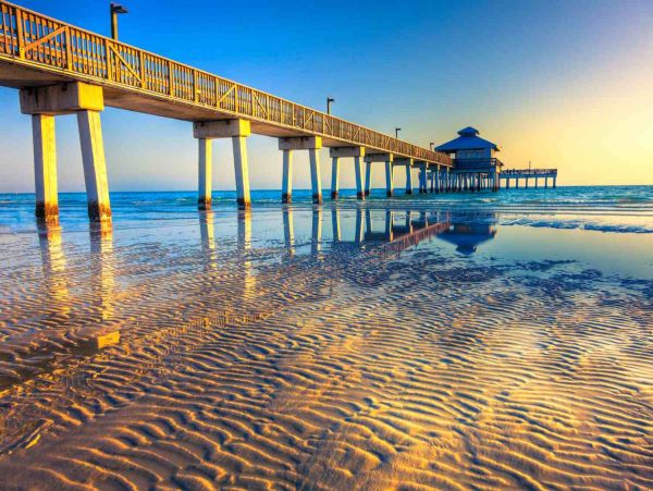Short Walk to Beach Fort Myers Vacation Home Private Pool