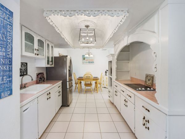Short Walk to Beach Fort Myers Vacation Home Private Pool