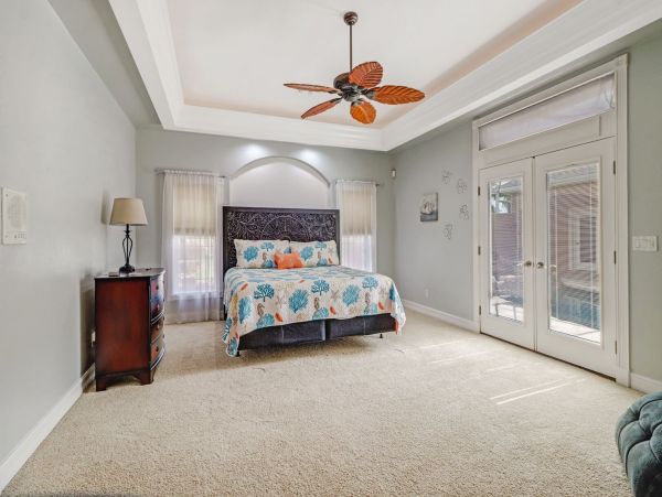 Cape Coral Vacation Home Three Bedrooms & Private Caged Pool
