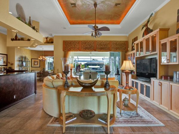 Cape Coral Canal Front 3 Bedroom Home Boat Dock & Pool
