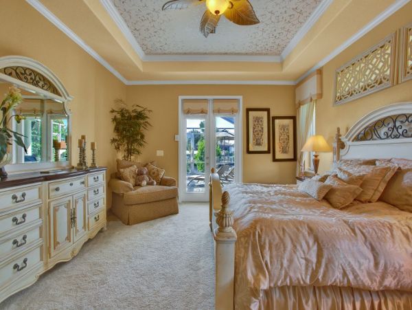 Cape Coral Canal Front 3 Bedroom Home Boat Dock & Pool
