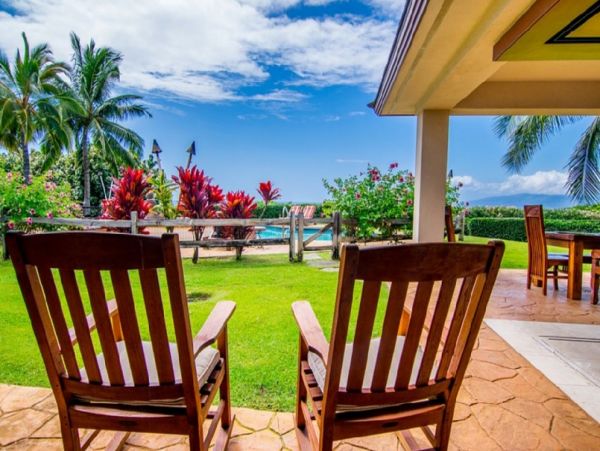 Luxury Oceanfront Maui Retreat: A Private Paradise Awaits
