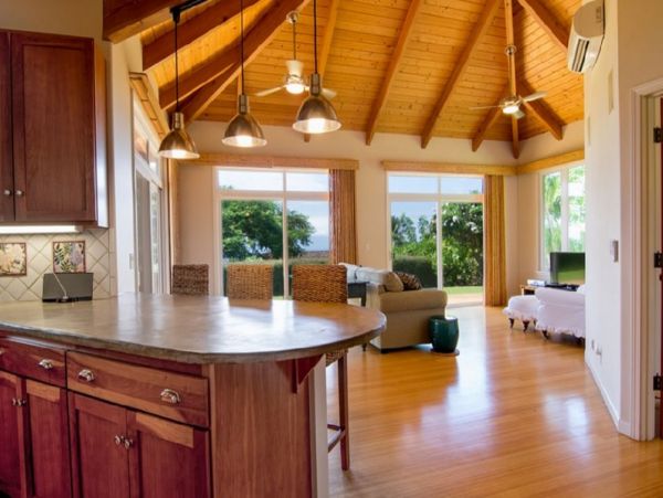 Luxury Oceanfront Maui Retreat: A Private Paradise Awaits