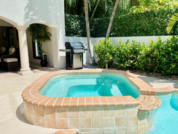 Gorgeous Captiva Vacation Home With Private Pool & Hot Tub