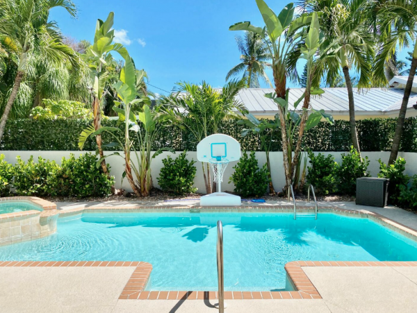 Gorgeous Captiva Vacation Home With Private Pool & Hot Tub