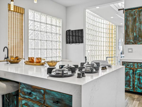 Santa Monica Gorgeous Vacation Home Beachfront 4 Bedrooms