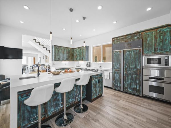 Santa Monica Gorgeous Vacation Home Beachfront 4 Bedrooms