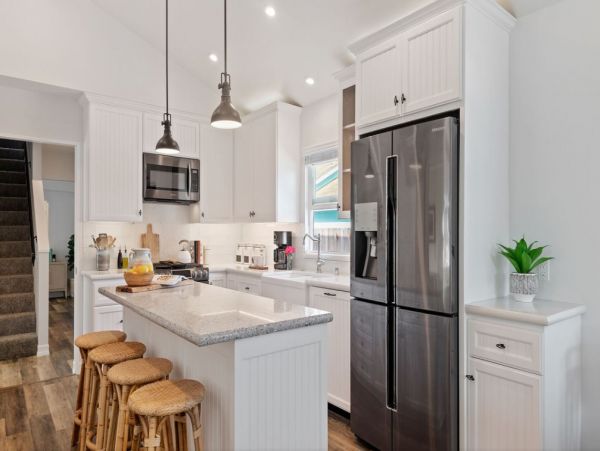 Carpinteria Beach Luxury Vacation Home Sleeps 8 Guests