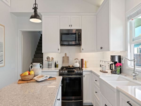 Carpinteria Beach Luxury Vacation Home Sleeps 8 Guests
