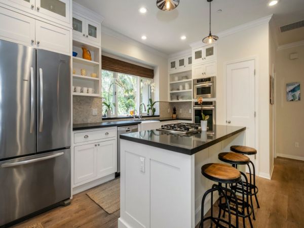 Santa Barbara Luxury Vacation Home Sleeps 8 Guests