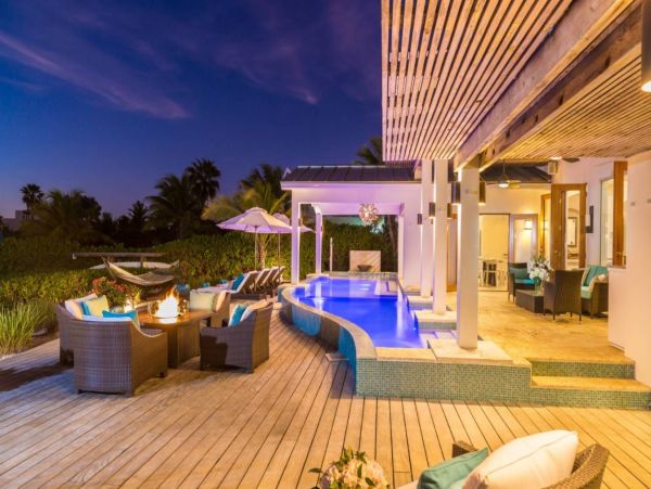 Turks and Caicos Luxury Vacation Home With Pool 10 Guests