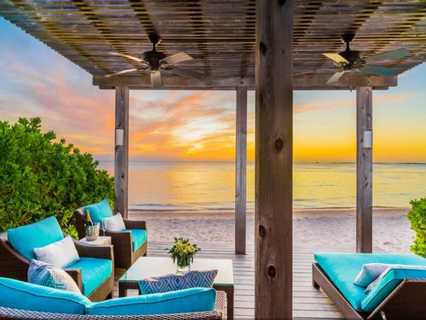 Turks and Caicos Luxury Vacation Home With Pool 10 Guests