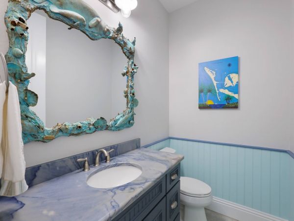 Luxury Vacation Home 1.5 Blocks Walk to Beach in Anna Maria