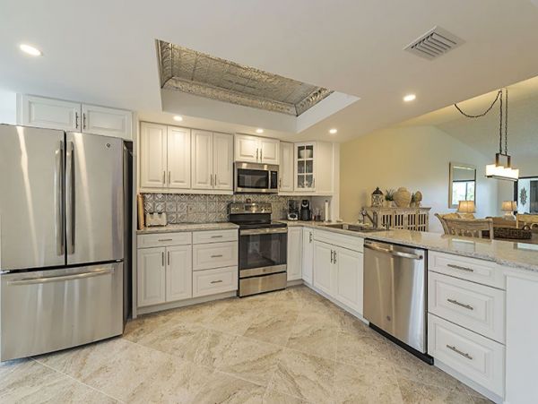 Two Bedroom Vacation Condo in Naples Sleeps Four Guests