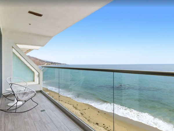 Malibu Luxury Vacation Beach Home With Hot Tub - 8 Guests