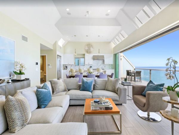 Malibu Luxury Vacation Beach Home With Hot Tub - 8 Guests