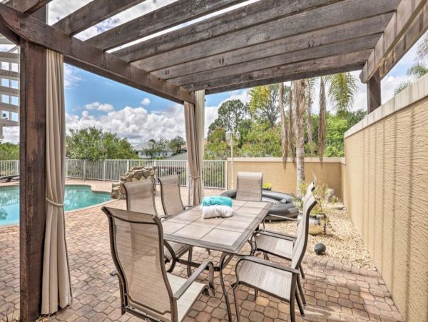 Palm Coast Gorgeous Vacation Home With Pool Sleeps 11 Guests