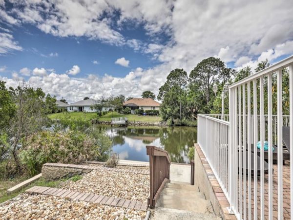 Palm Coast Gorgeous Vacation Home With Pool Sleeps 11 Guests