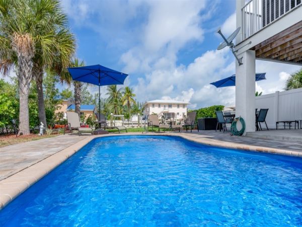 Florida Keys 4 Bedroom Duplex with Dock & Private Pool