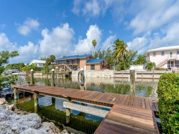 Florida Keys 4 Bedroom Duplex with Dock & Private Pool