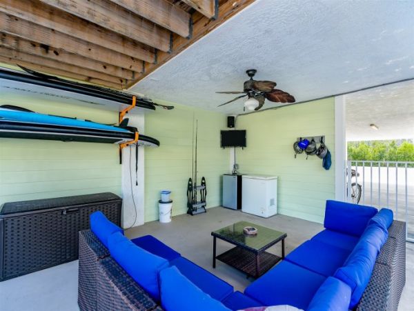 Florida Keys 4 Bedroom Duplex with Dock & Private Pool