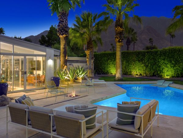 Palm Springs Home 991715
