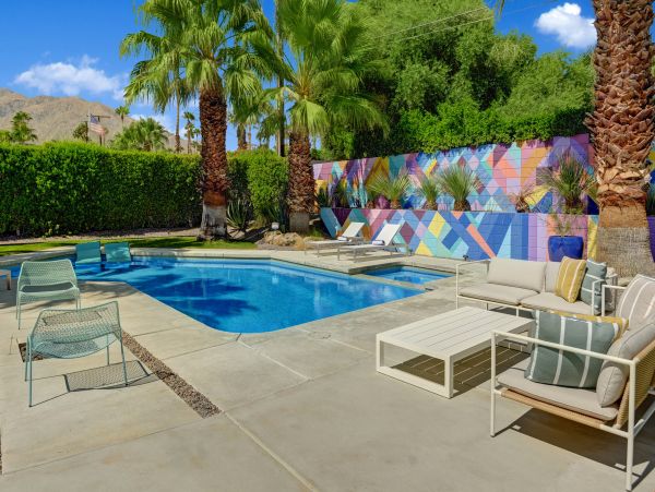 Palm Springs Home 991715