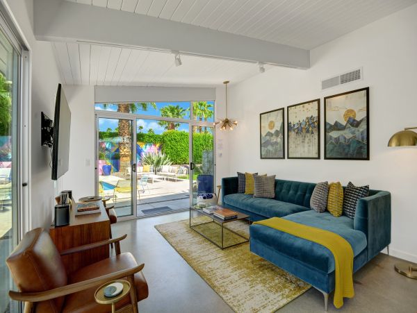 Palm Springs Home 991715